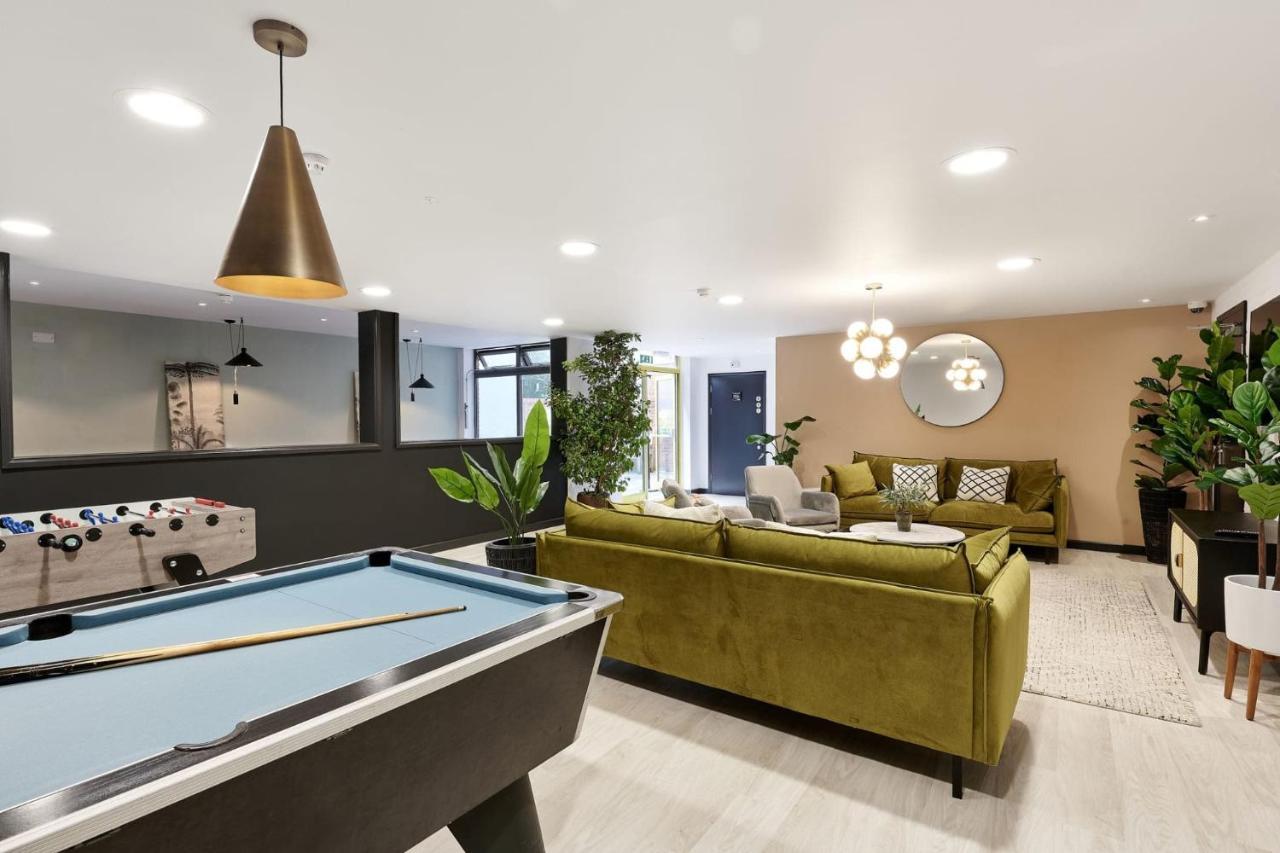 Cosy Ensuite Bedrooms At Trust House Near Exeter City Centre Extérieur photo